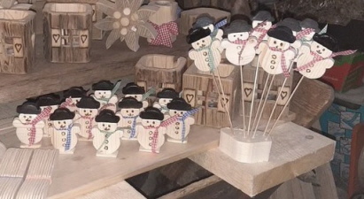 Schneem&auml;nner klein 9 cm hoch zum stellen oder stecken ( z.b. in Blumentopf)